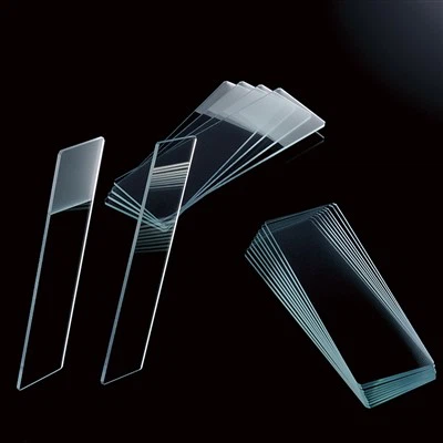 Tavallinen, huurteinen lasi-mikroskooppi